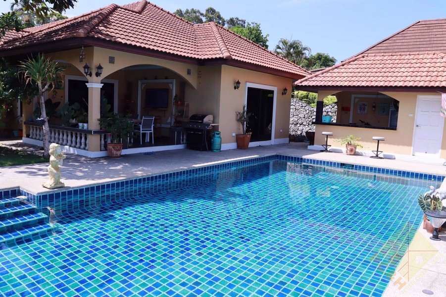 Picture of บ้านส่วนตัวพร้อมสระว่ายน้ำ 3 ห้องนอนในหนองใหญ่สำหรับขายและให้เช่า