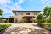 Picture of Private House With Pool - 6 Bedroom House for Sale