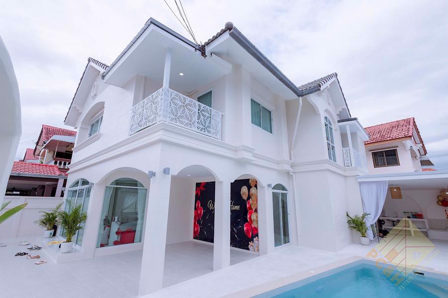 Picture of Country Club Villa village - 5 Bedroom Villa for Sale