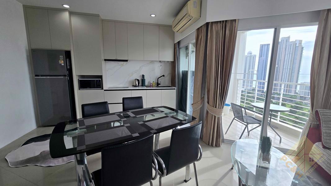 AD Hyatt Wongamat