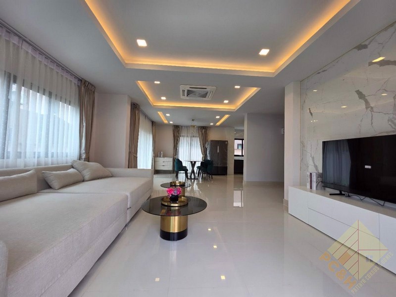 เดอะเลค - บ้าน 4 ห้องนอนสำหรับขาย