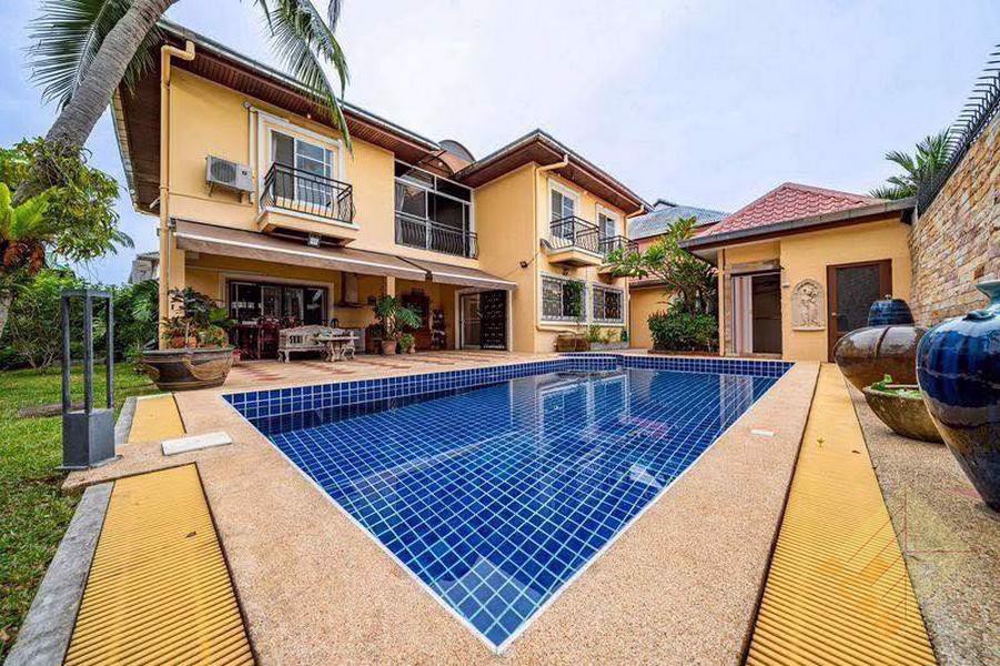 Picture of El Grande - 6 Bedroom House for Sale