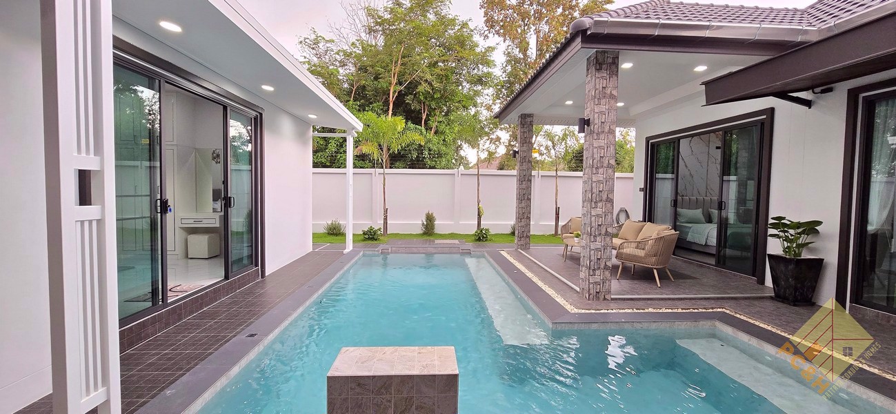 Picture of บ้านส่วนตัวพร้อมสระว่ายน้ำ - บ้าน 4 ห้องนอนให้เช่า