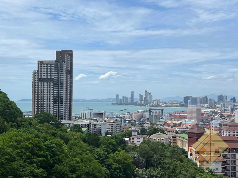 Picture of The Axis - 2 Bedroom Sea View Condo for Rent