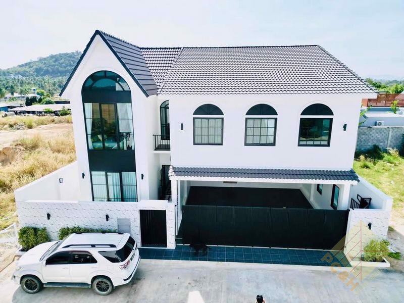 Picture of บ้านพร้อมสระว่ายน้ำ - บ้าน 5 ห้องนอน สำหรับขาย