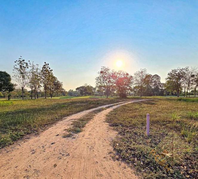 Picture of Land for Sale of Phoenix Golf Course - 1 Rai  (1,600 sqm)