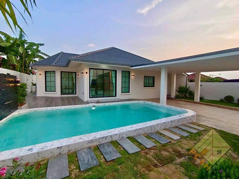 Picture of Chokchai Garden Home 2 - 4 Bedroom House for Sale
