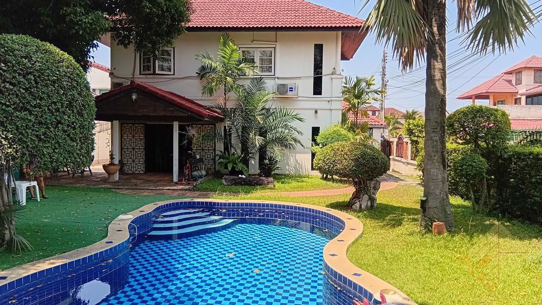 Picture of Park Village - 3 Bedroom House for Rent