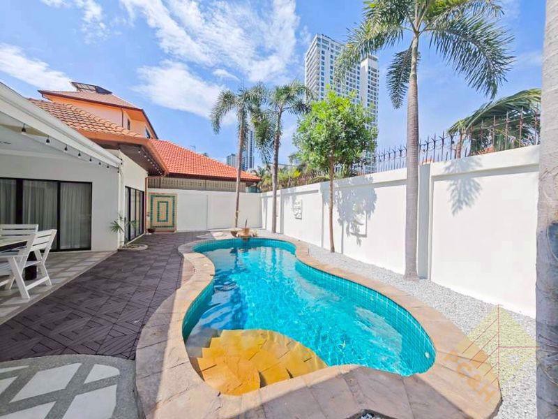 Picture of Majestic Residence - 3 Bedroom House for Sale