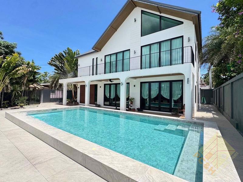 Picture of Private Pool Villa - 4 Bedroom Pool Villa for Rent