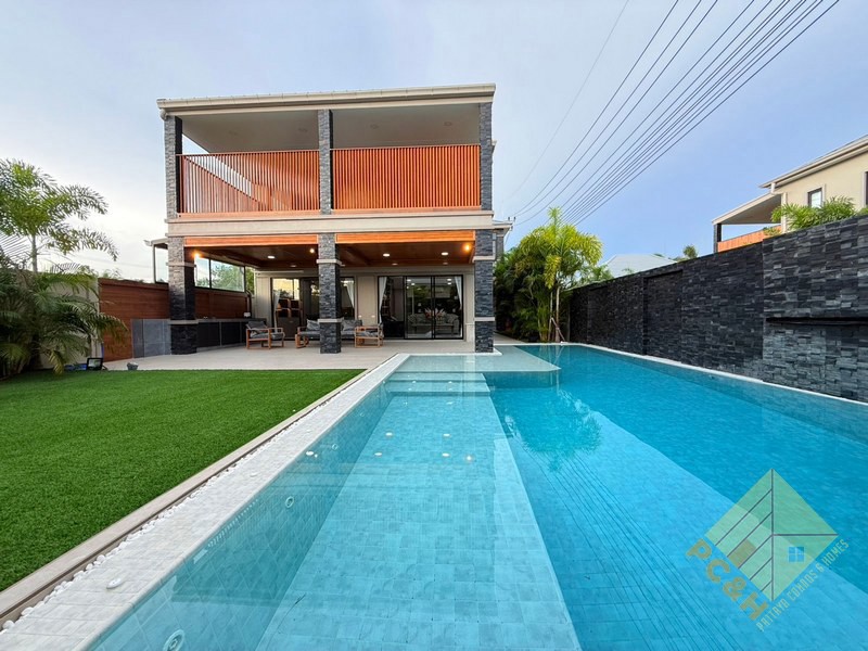 Picture of The Shades Villas - 5 Bedroom House for Sale & Rent