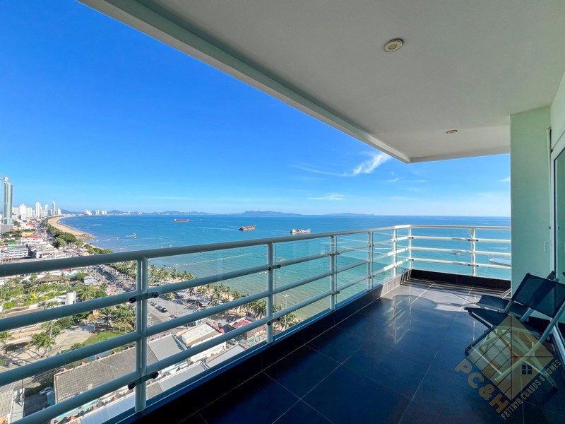 Picture of View Talay 7 Condo - Exceptional spacious corner 1 bedroom condo for Sale