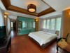 Picture of Private House With Poo - 5 Bedrooms House for Sale & Rent