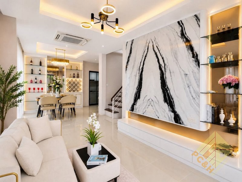 Picture of Uraiwan Grand Villa - 3 Bedroom House For Rent