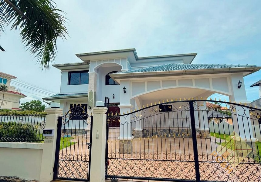 Picture of Paradise Villa 1 - 4 Bedroom House for Sale