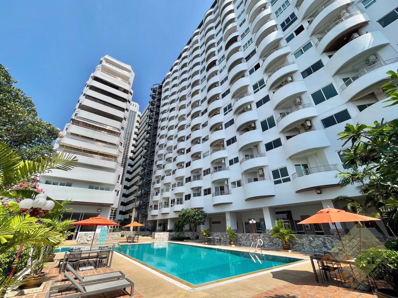 Picture of Grand View Condo -  1 Bedrooms Condo For Sale
