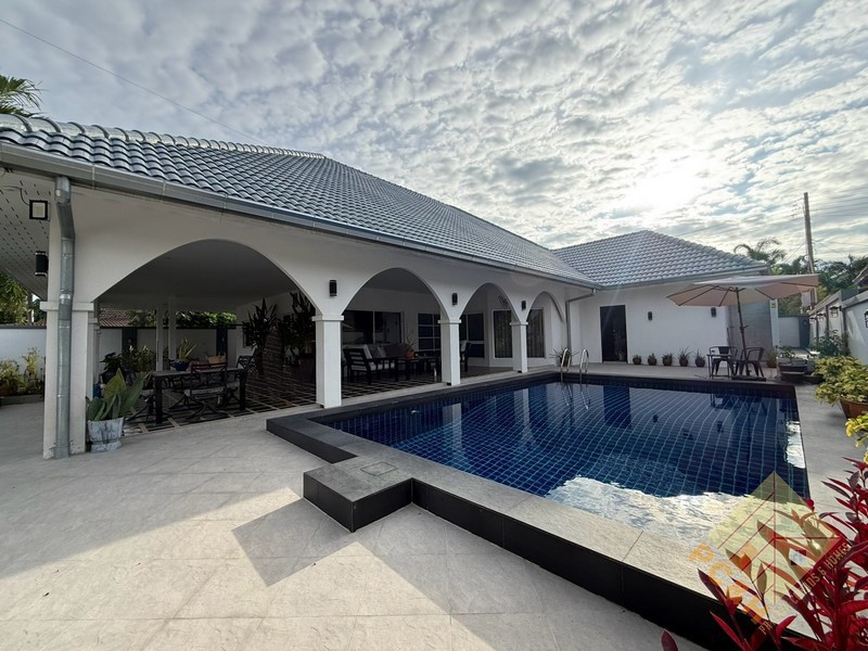 Picture of Pattaya Land & House