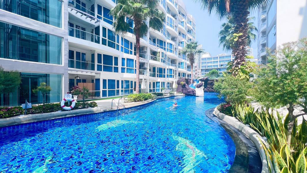 Picture of Grand Avenue Condominium - 1 Bedroom Condo for Sale
