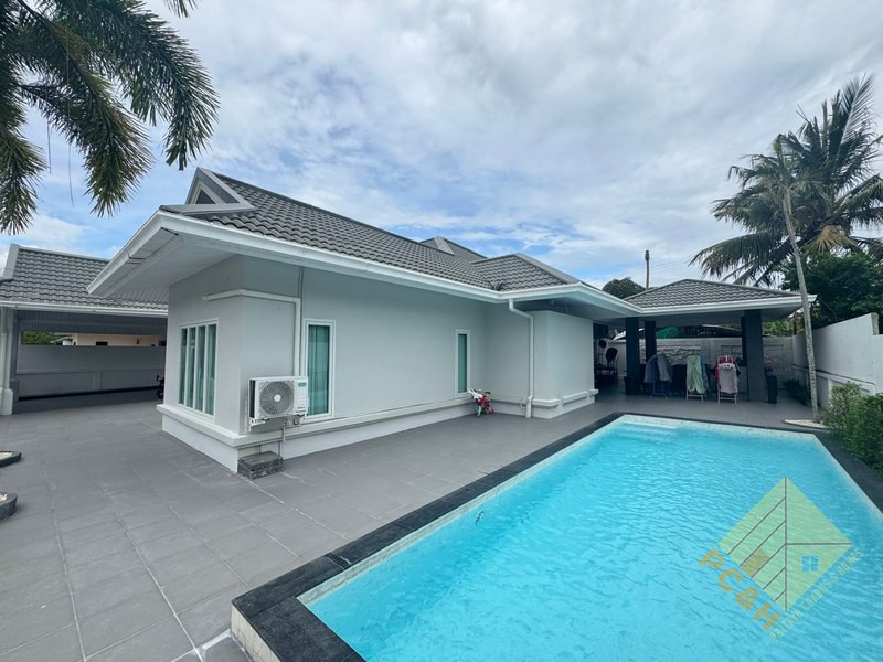 Picture of European Thai House - 4 Bedroom House for Sale